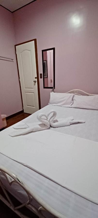 Donsol Aguluz Homestay Eksteriør billede
