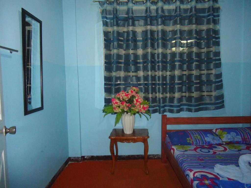 Donsol Aguluz Homestay Eksteriør billede