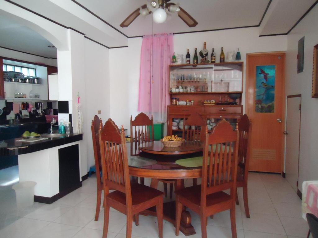 Donsol Aguluz Homestay Eksteriør billede