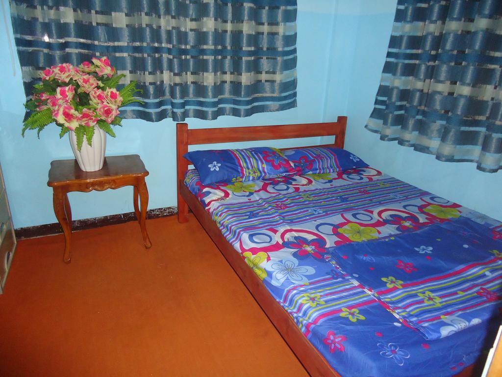 Donsol Aguluz Homestay Eksteriør billede
